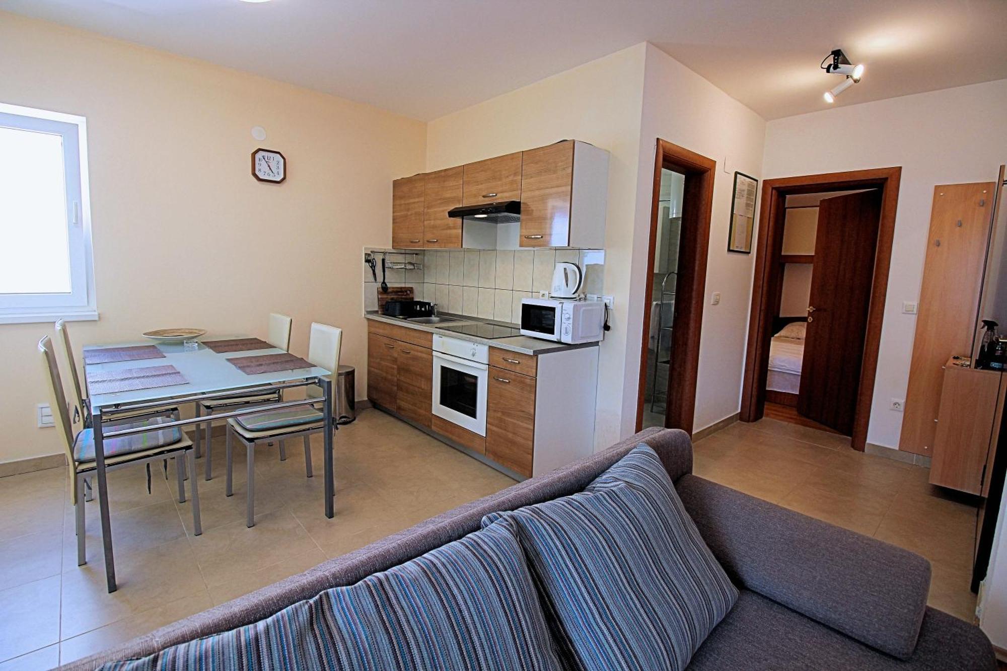 Apartment Ankica Novi Vinodolski Exteriör bild